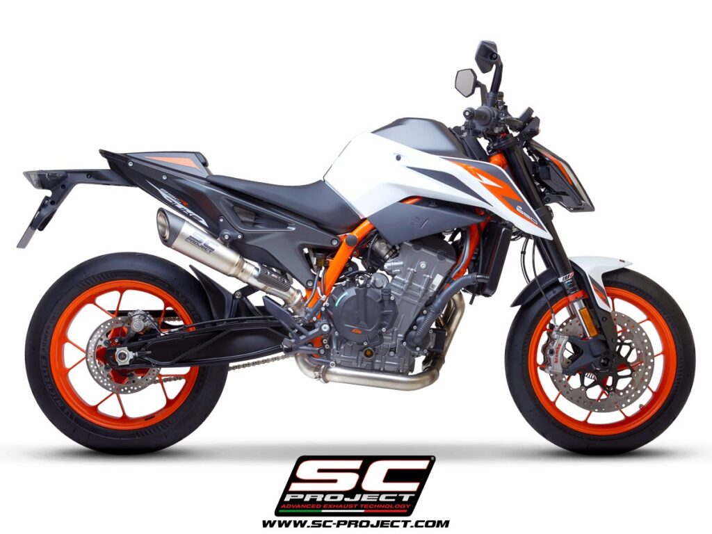 KTM_890-Duke-R_my2020_Decat_Lato